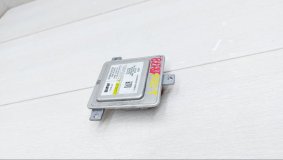 Блок розжига ксенона BMW 5 - Series F10 2012 N55 B30 A Блок розжига ксенона BMW 5 - Series F10 2012 N55 B30 A