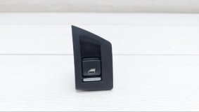 Кнопка стеклоподъемника BMW 5 - Series F10 2015 N55 B30 A Кнопка стеклоподъемника BMW 5 - Series F10 2015 N55 B30 A