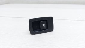 Кнопка стеклоподъемника BMW x6 e71 2009 35dX M57N2 306 D5