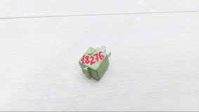 Реле BMW 5 series F10 2011 N47D20C Реле BMW 5 series F10 2011 N47D20C