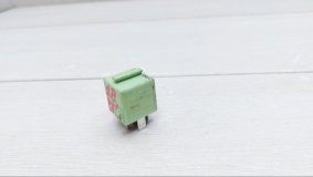 Реле BMW X5 E53 2003 M54 B30 A Реле BMW X5 E53 2003 M54 B30 A