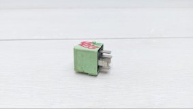 Реле BMW X5 E70 2008 M57N2 306 d3 Реле BMW X5 E70 2008 M57N2 306 d3