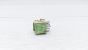 Реле BMW X5 E70 2012 N57D30A Реле BMW X5 E70 2012 N57D30A