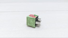 Реле BMW X5 E70 2011 N57D30A Реле BMW X5 E70 2011 N57D30A