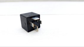 Реле BMW 5 - Series F11 2011 N47 D20 A