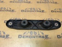 Кронштейн глушителя Volkswagen Passat B6 3C2 2010 CBAB