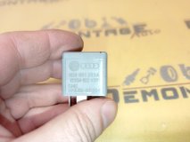 Реле 373 Volkswagen Passat B5 3B6 2001 AZM Реле 373 Volkswagen Passat B5 3B6 2001 AZM