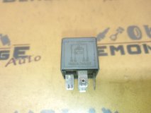 Реле 373 Volkswagen Passat B5 3B2 2000 AGZ Реле 373 Volkswagen Passat B5 3B2 2000 AGZ