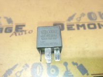 Реле 373 Volkswagen Passat B5 3B2 2000 AGZ Реле 373 Volkswagen Passat B5 3B2 2000 AGZ