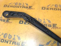 Поводок стеклоочистителя правый передний Volkswagen Golf 3 1H1 1993 ABU