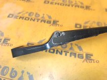 Поводок стеклоочистителя правый передний Volkswagen Golf 3 1H1 1993 AAM