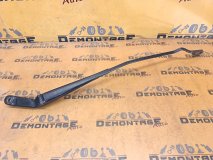 Поводок стеклоочистителя правый передний Volkswagen Golf 3 1H1 1996 AEE