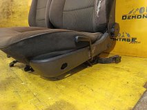 Сиденья Комплект передняя Audi 100 C3 443 1986 KZ