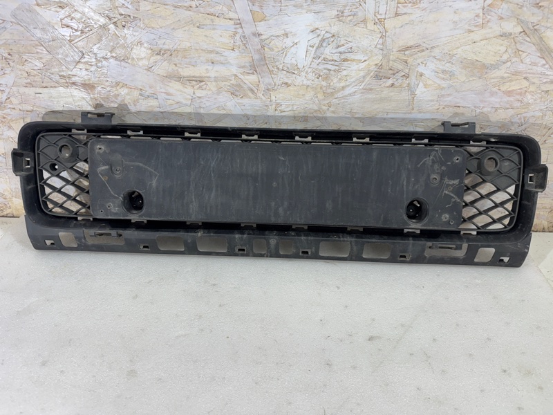 Решетка бампера Mercedes-Benz G-Class W463 2018 перед. (б/у)