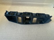 Кронштейн бампера правый передний Volkswagen Touareg 2 2010-2014