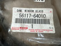 Уплотнитель стекла Lexus ES250 XV60 2012-2018