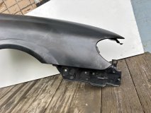 Крыло правое переднее Nissan Almera N16 2000-2004