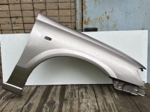 Крыло правое переднее Nissan Almera N16 2000-2002