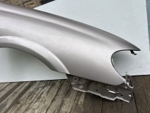 Крыло правое переднее Nissan Almera N16 2000-2002