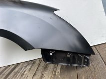 Крыло правое переднее Suzuki Swift 3 2003-2010