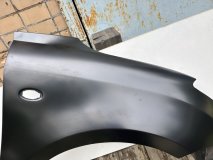 Крыло правое переднее Suzuki Swift 3 2003-2010