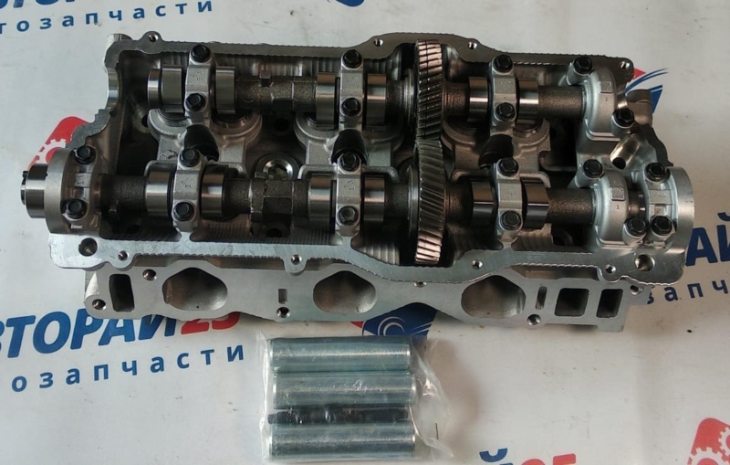 Головка блока цилиндров в сборе Toyota 5VZFE 1110169135 прав.