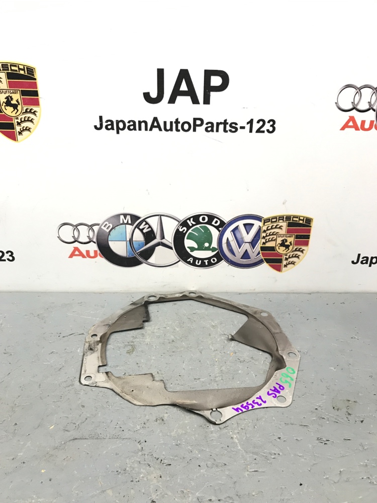 Промежуточная пластина КПП Volkswagen Passat 2013 (б/у)