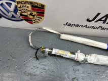 Шторка airbag правая Audi A4 2010