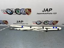 Шторка airbag правая Audi A4 2010