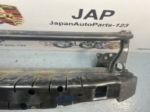 Усилитель бампера передний Volkswagen PASSAT Variant 2012