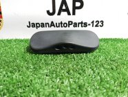 Форсунка омывателя правая Audi A1 2011