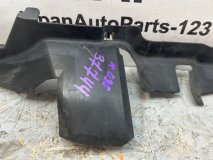 Воздуховод правый Volkswagen Touran 2011