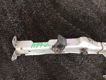 Кронштейн крыла левый передний Audi A4 2009 Кронштейн крыла левый передний Audi A4 2009