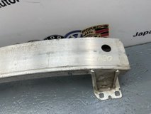 Усилитель бампера передний Audi Q3 2012