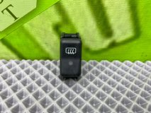 Кнопка обогрева заднего стекла Mercedes-Benz E-Class W124 1989 M103.940 2.6i