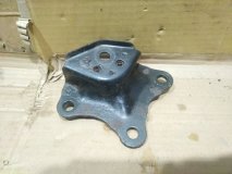 Кронштейн амортизатора правый задний TOYOTA HIGHLANDER GSU55 2014 2GR-FE 3.5