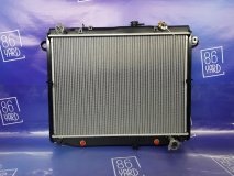 Радиатор охлаждения двигателя Lexus LX470 UZJ100 2UZFE