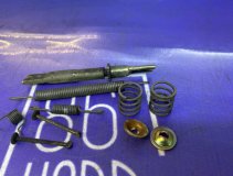 Механизм стояночного тормоза правый задний Nissan Sunny QB15 2001 QG18DD