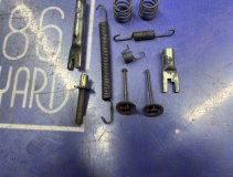 Механизм стояночного тормоза правый задний Nissan Bluebird Sylphy QG10 2002 QG18DE