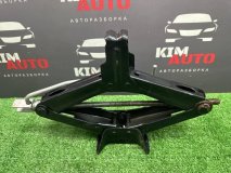 Домкрат Renault Kaptur 2017 1.6 H4M Домкрат Renault Kaptur 2017 1.6 H4M