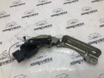 Датчик высоты дорожного просвета передний Mercedes-Benz C200 W204 рестайл 2012 M271.860