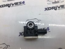 Датчик удара Mercedes-Benz CLA180 C117 2015 270.910
