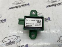 Датчик удара левый передний Mercedes-Benz C-class W204 рестайл 2012 271.820