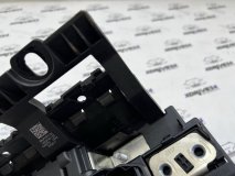 Клемма аккумулятора BMW 520DX G30 2017 B47D20A Клемма аккумулятора BMW 520DX G30 2017 B47D20A