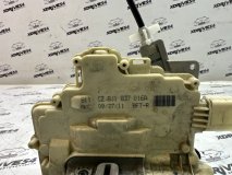 Замок боковой двери правый передний Volkswagen Touareg 7P NF 2012 CRCA 3.0tdi Замок боковой двери правый передний Volkswagen Touareg 7P NF 2012 CRCA 3.0tdi