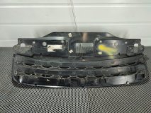 Решетка радиатора передняя Land Rover Discovery L462 2017 3.0 306DT