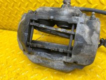 Суппорт тормозной передний Toyota LAND CRUISER 100 2002 2UZFE