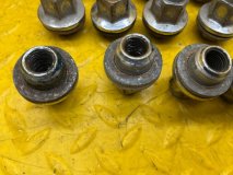 Гайка колесная Toyota LAND CRUISER 100 2002 2UZFE Гайка колесная Toyota LAND CRUISER 100 2002 2UZFE