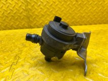 Насос (помпа) BMW X3 XDRIVE 20D F25 2016 Насос (помпа) BMW X3 XDRIVE 20D F25 2016