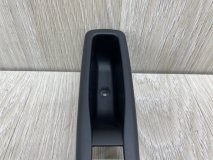 Накладка кнопок стеклоподъемника правая задняя Renault Kaptur